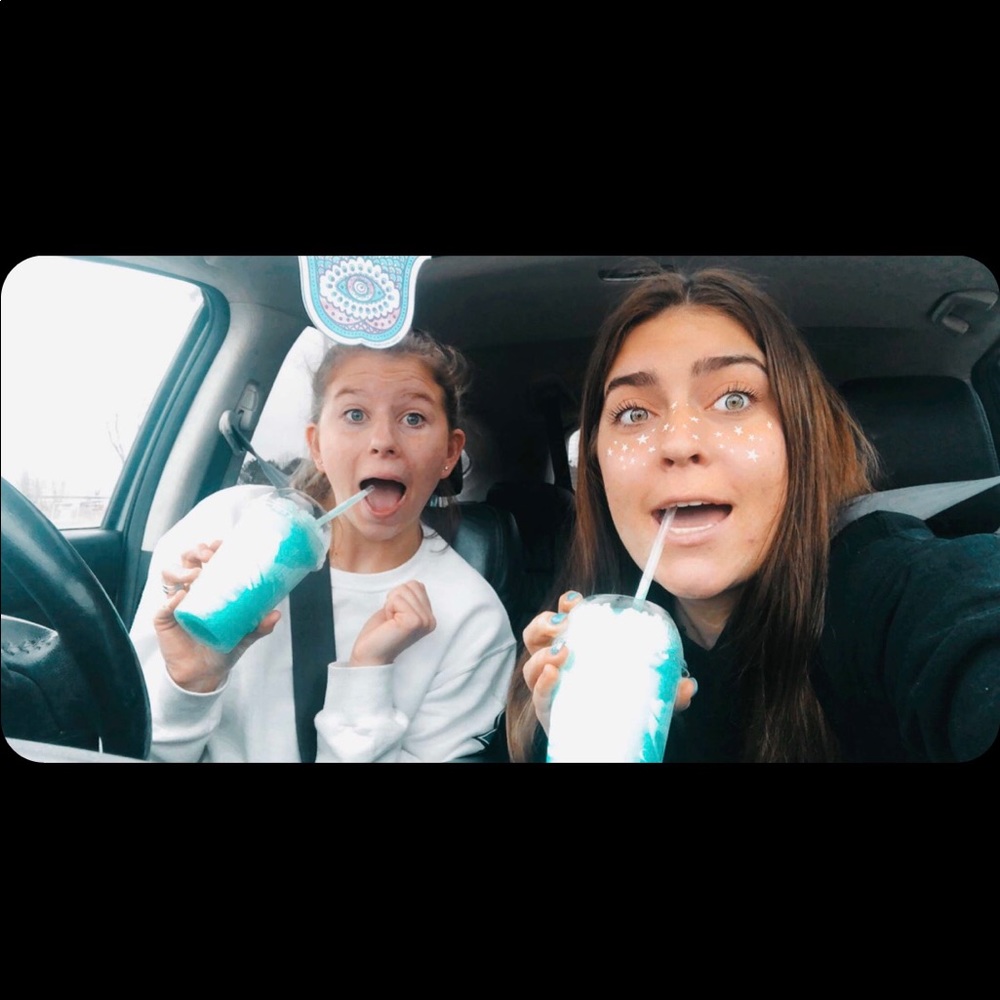 Meet your Posher, Josaphine